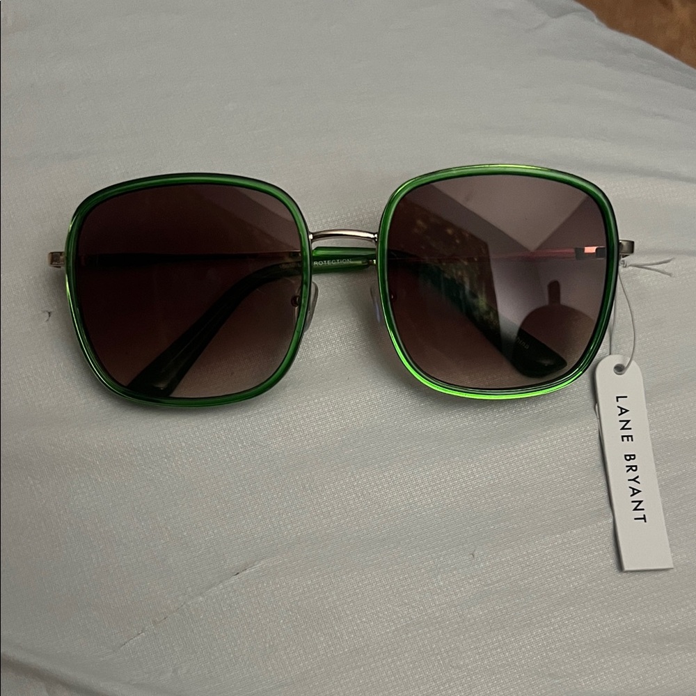 Lane Bryant Stylish Green Sunglasses